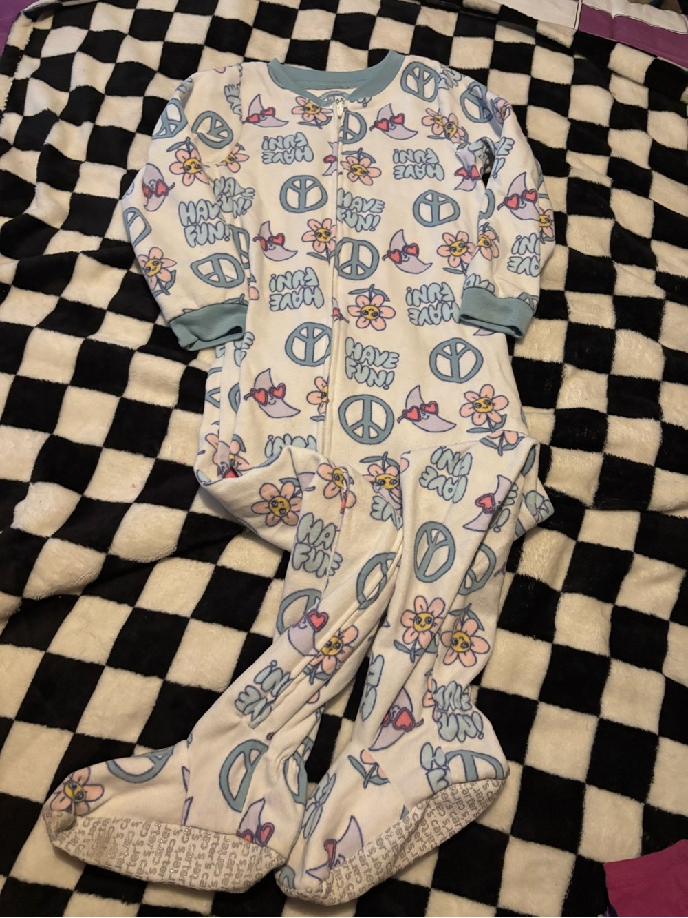 Girls size 6 sleeper